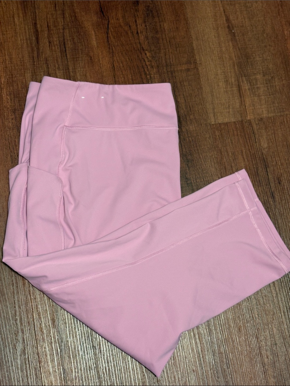 Pink TEK GEAR Active Capri Leggings size 3X waist 21 Rise 13 Inseam  21 inches